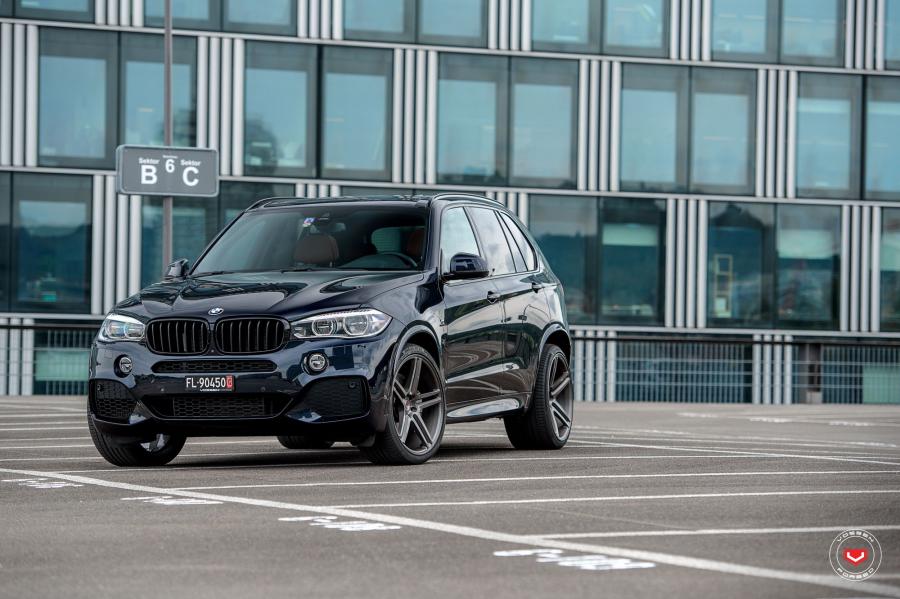  BMW X5 on Vossen Wheels (VPS-302) 2016 года  (фото 27 из 27)